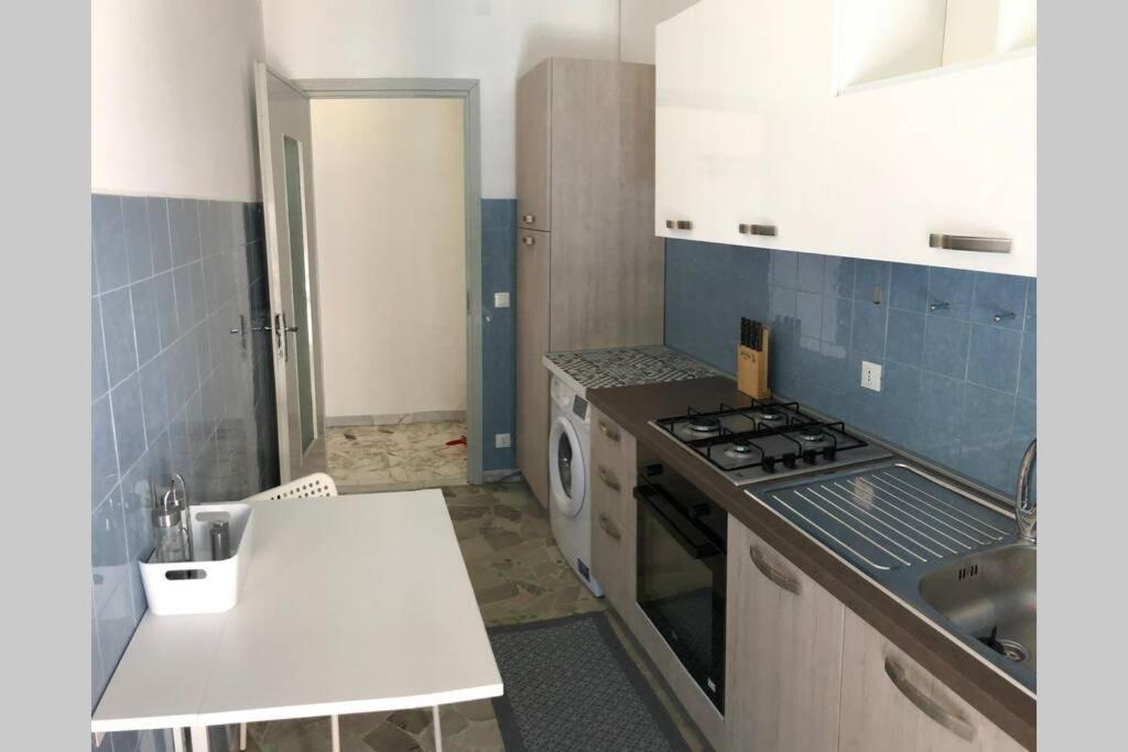 Apartament La Casa Di Pietro Finale Ligure Zewnętrze zdjęcie