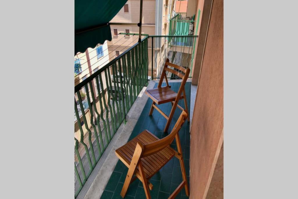 Apartament La Casa Di Pietro Finale Ligure Zewnętrze zdjęcie